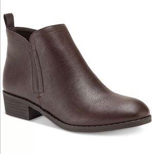 SUN + STONE
Cadee Ankle Booties, 9M